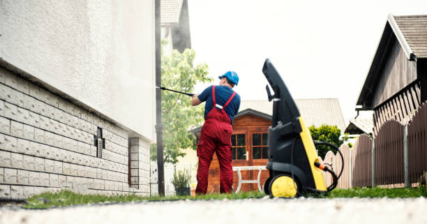 Best Pool Deck Cleaning  in Four Bridges, OH